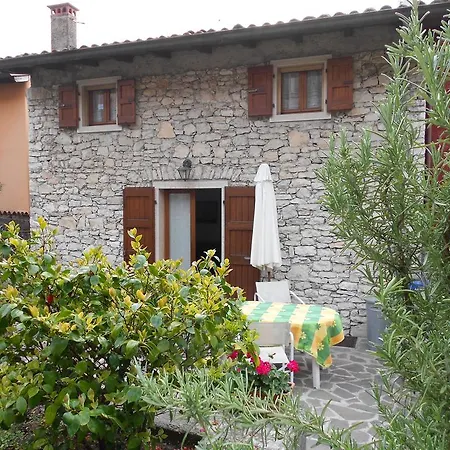 Apartment La Casetta Di