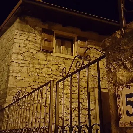 La Casetta Di Apartment *